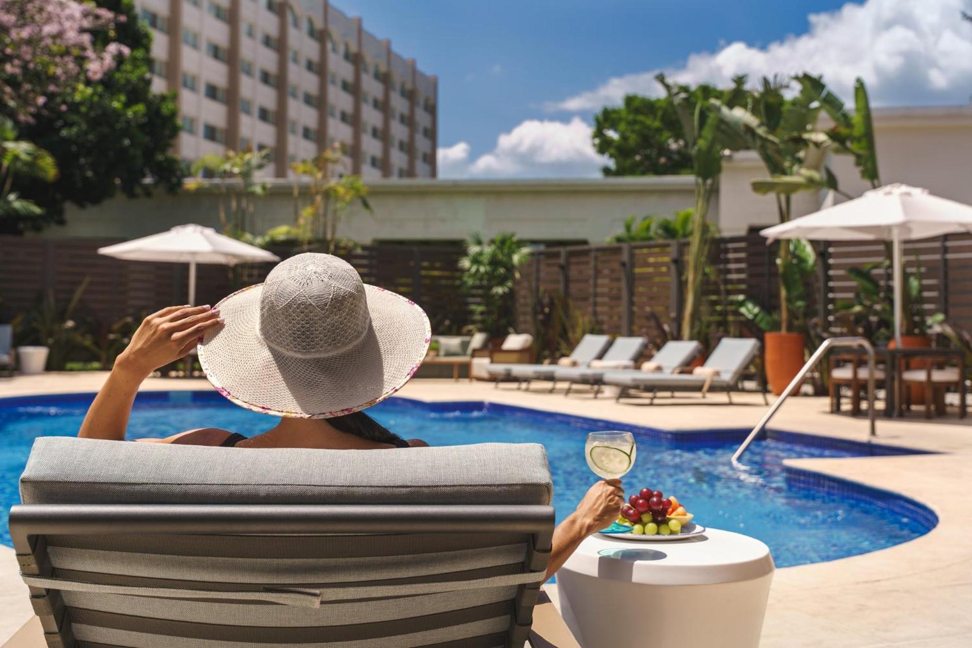Real Intercontinental San Salvador By Ihg Hotel Exterior foto